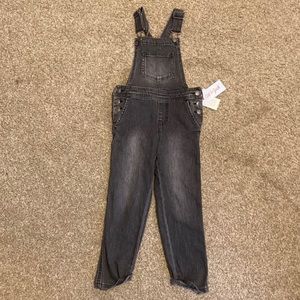 Cat & Jack Kids denim Overalls. Size XS (4/5)